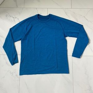 Long sleeved Lululemon Men XL shirt